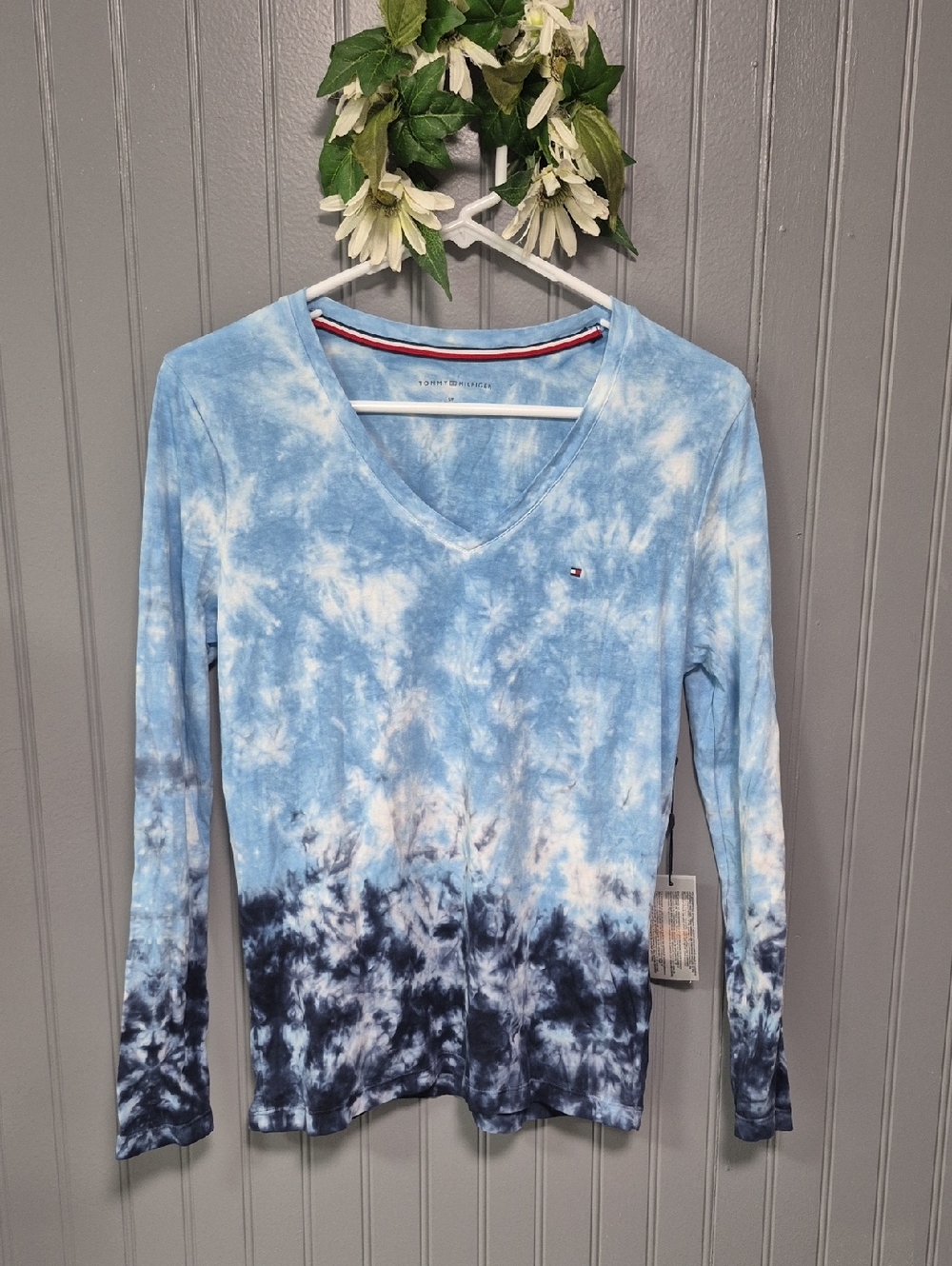 NWT Tommy Hilfiger Top